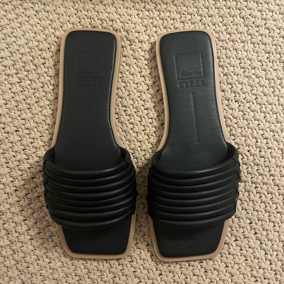 Dolce Vita Black Slide Sandals - Picture 3 of 7